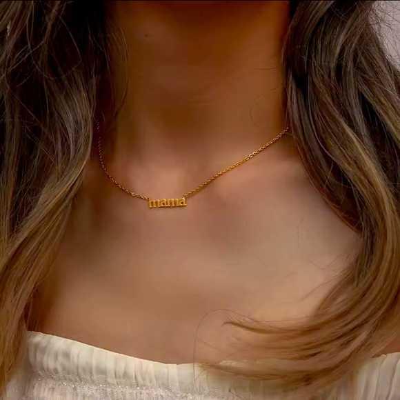 Gold 'Mama necklace Holliday gift - Picture 4 of 5